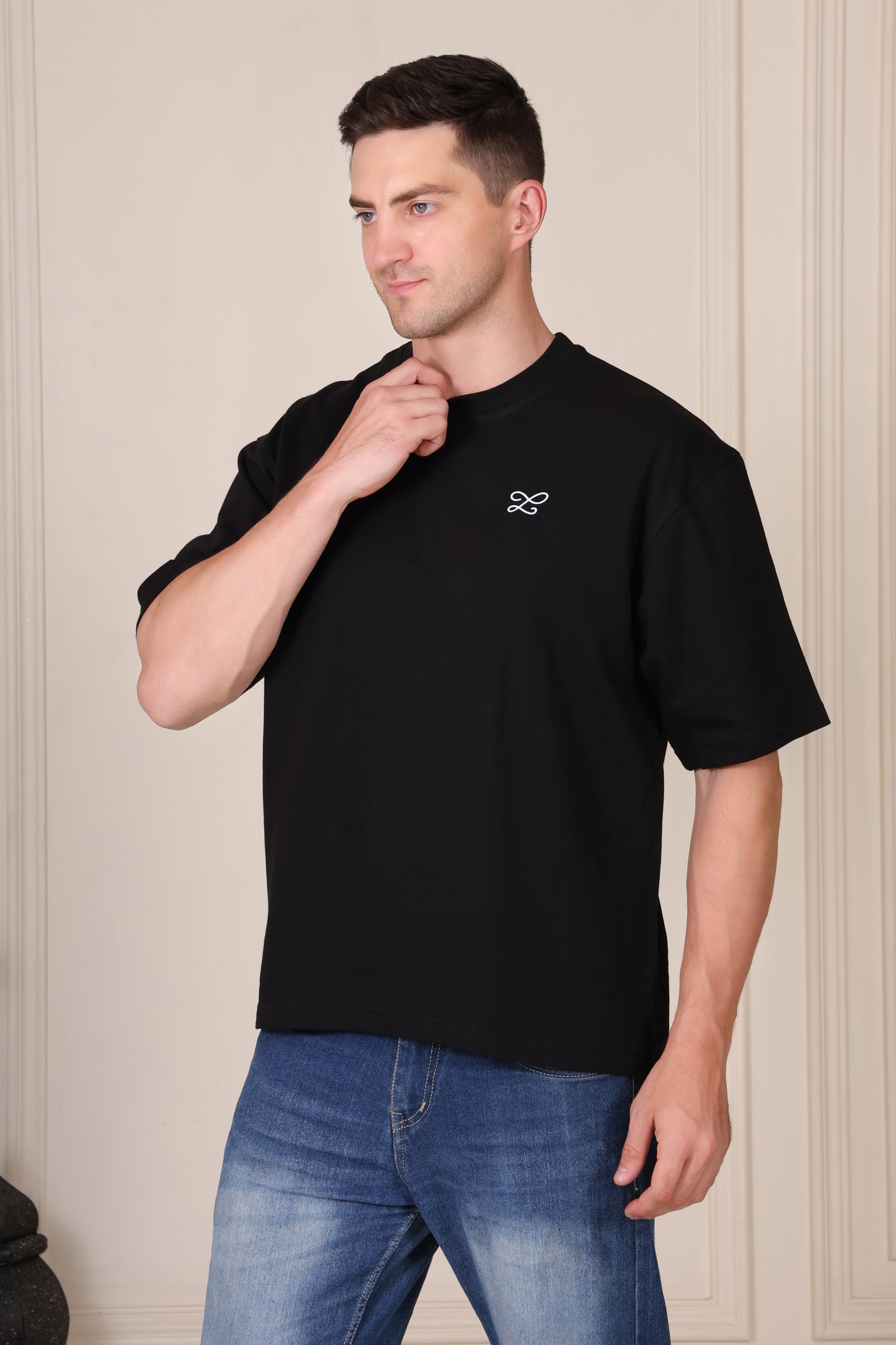 Weird Design Oversized T-Shirt