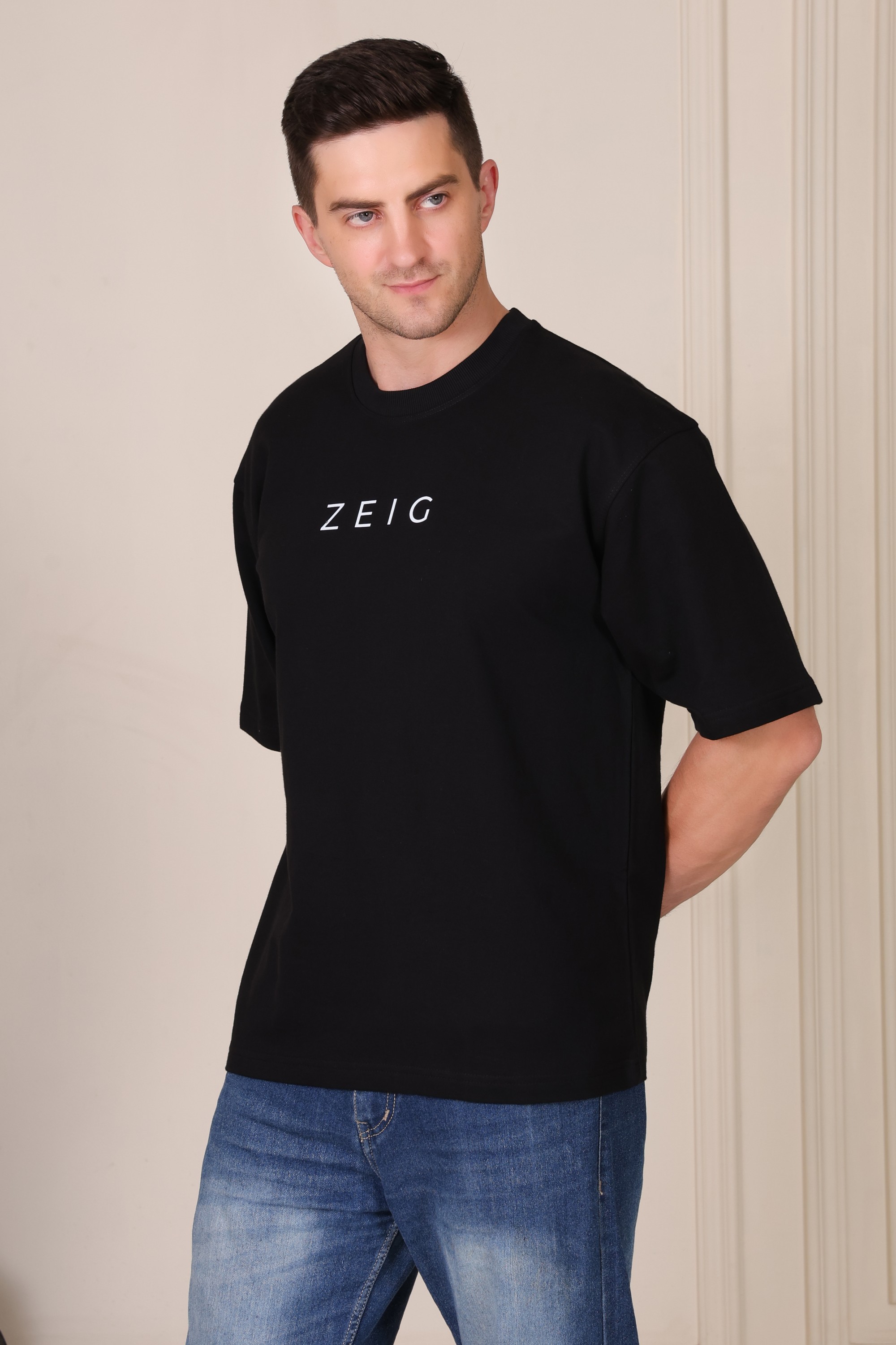 YUSHI WARRIOR Oversized T-Shirt — view 4