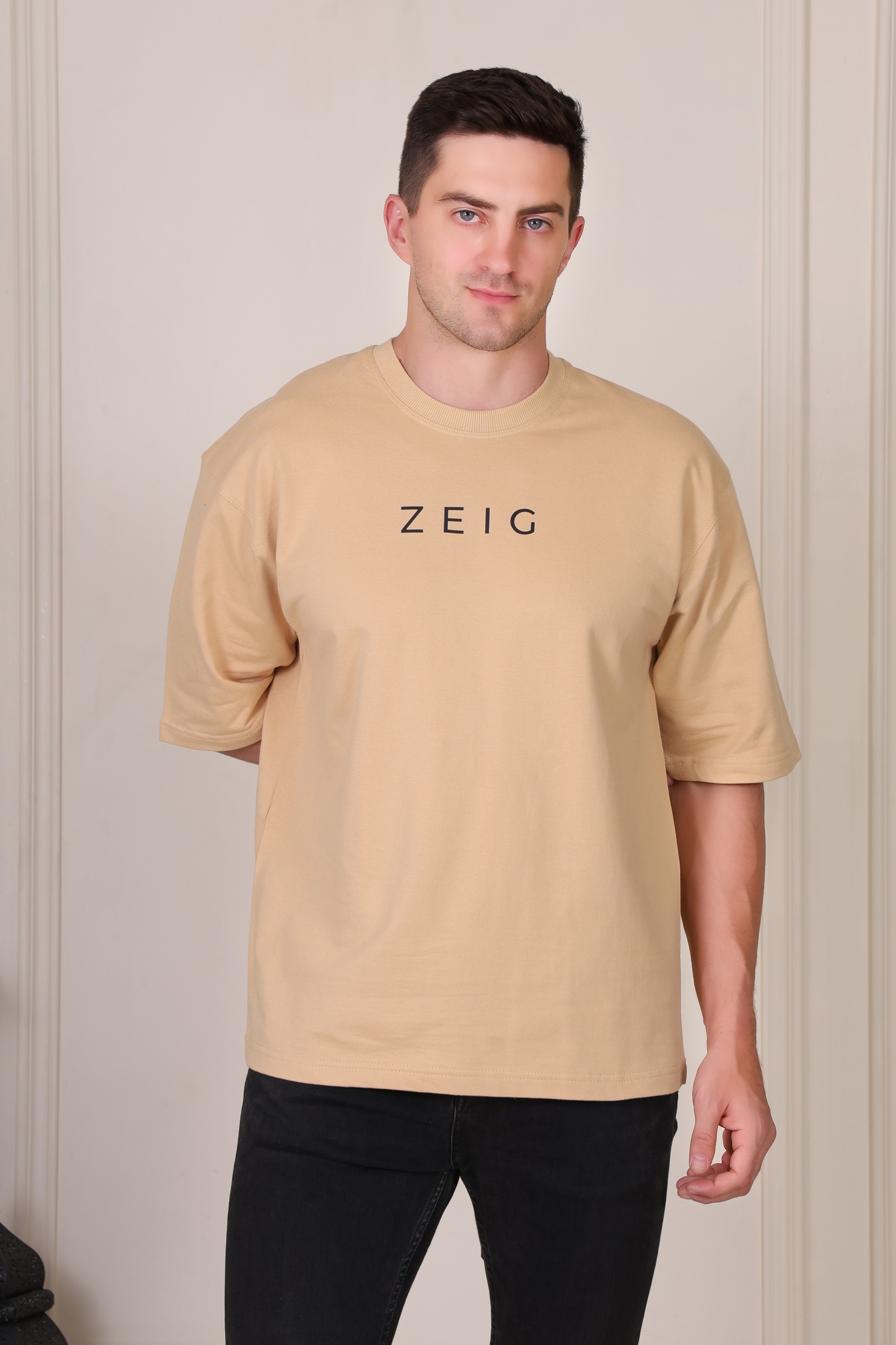 Basic Oversized T-Shirt - Beige — view 3